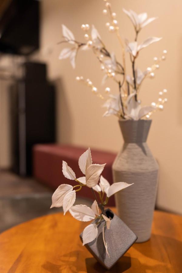 Bijou Suites Classic โอซาก้า ภายนอก รูปภาพ